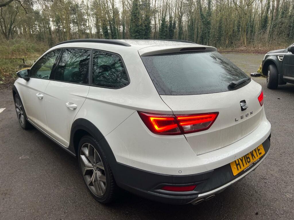 Seat Leon 2.0 Tdi X-perience Se Technology HY16KYE White #6