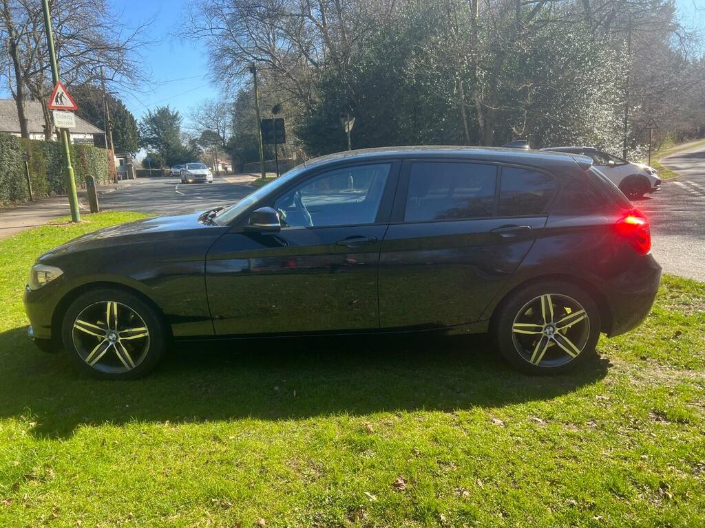 BMW 1 Series 2.0 120D Sport 5-Door MH65GNJ Black #5