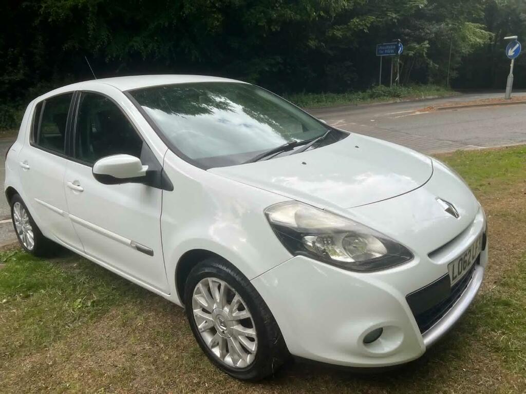 Renault Clio 1.5 Dci Dynamique Tomtom LO62LFT White #2