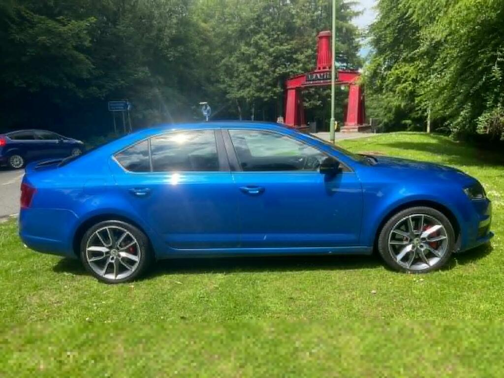 Skoda Octavia 2.0 Tdi Vrs Blue