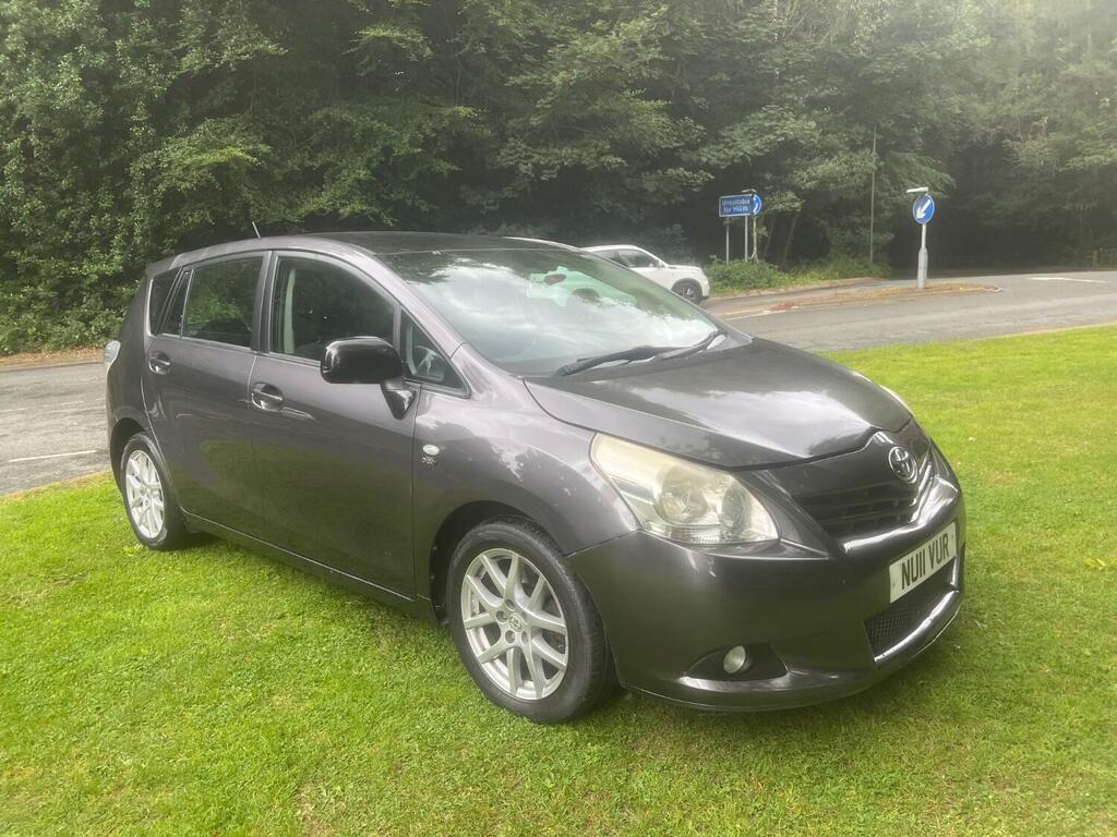 Toyota Verso 2.2 D-cat T Spirit Grey #2