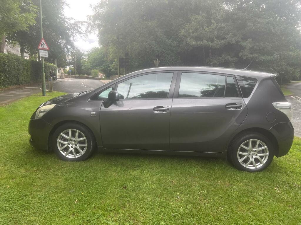 Toyota Verso 2.2 D-cat T Spirit Grey #5