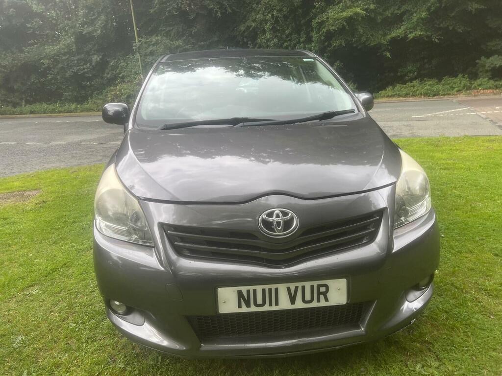 Toyota Verso 2.2 D-cat T Spirit Grey #3