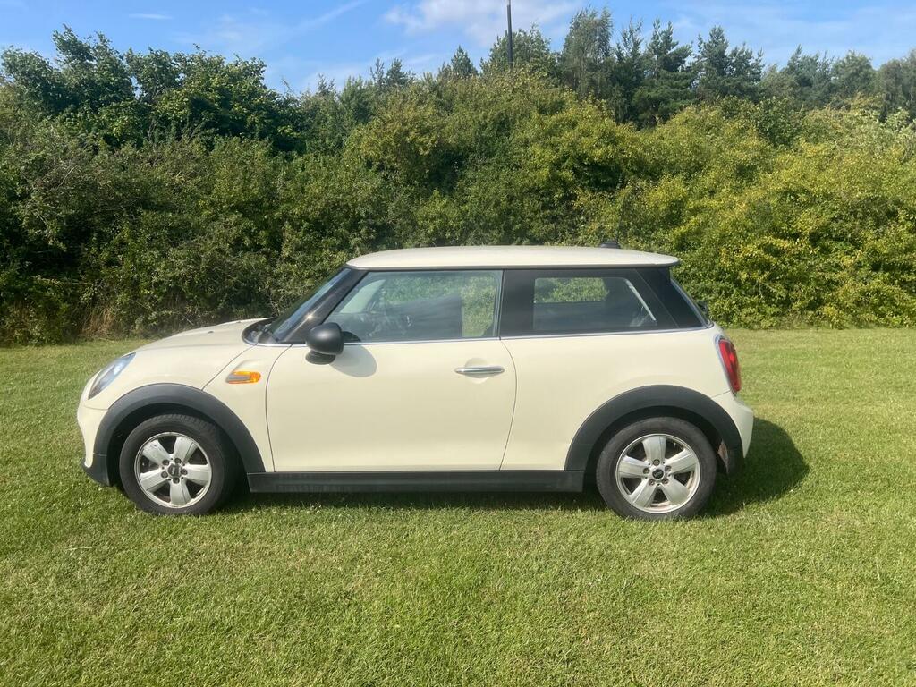 Mini Hatch 1.2 One 3-Door Hatch W22BLS White #6