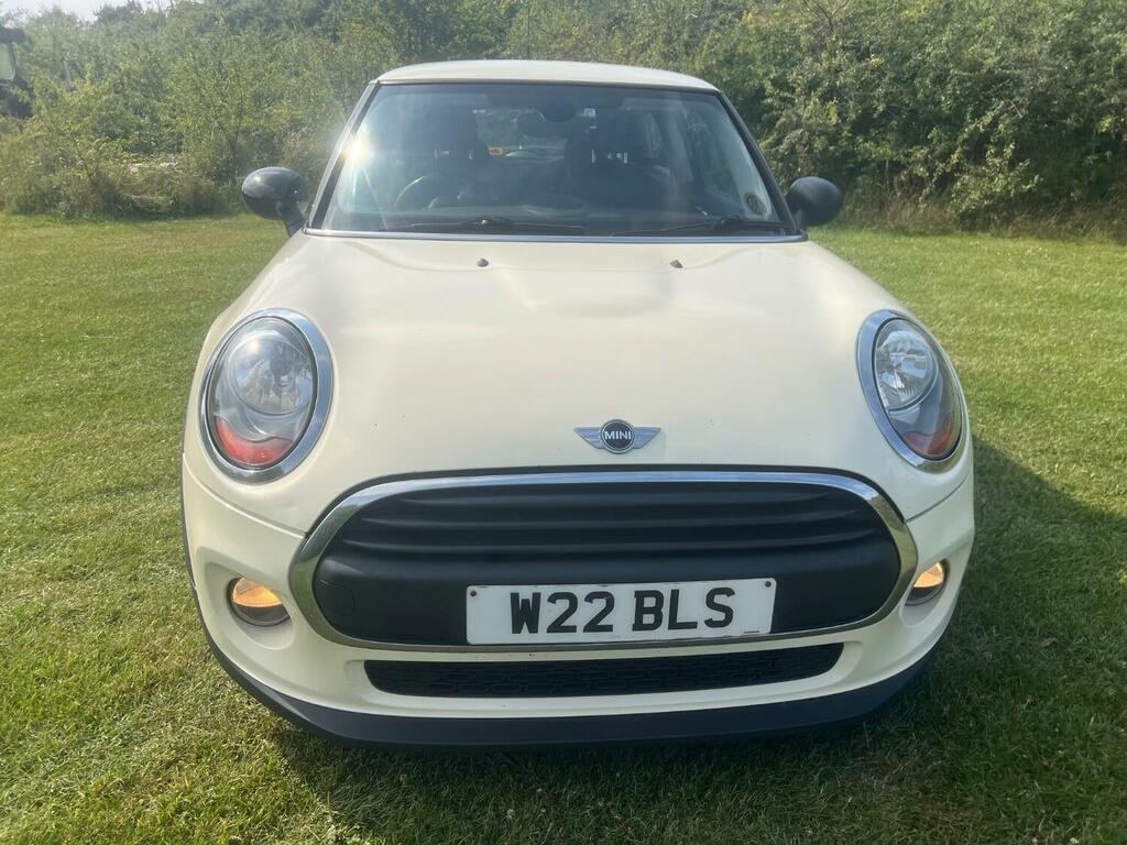 Mini Hatch 1.2 One 3-Door Hatch W22BLS White #4
