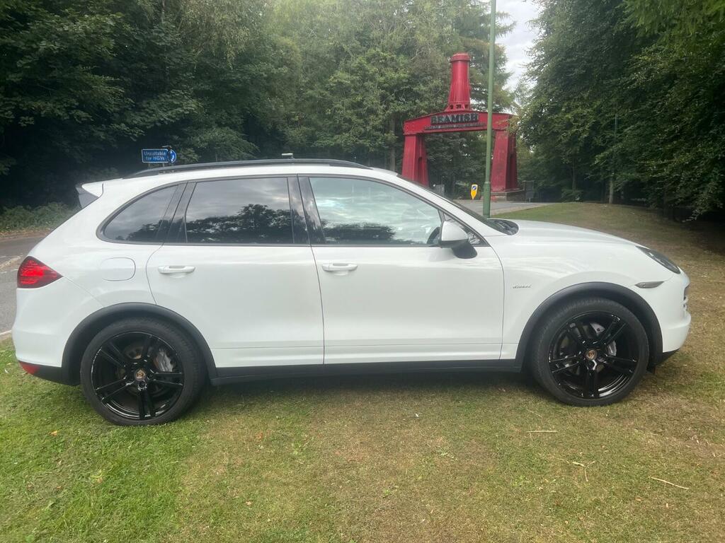 Porsche Cayenne 3.0 Td V6 White
