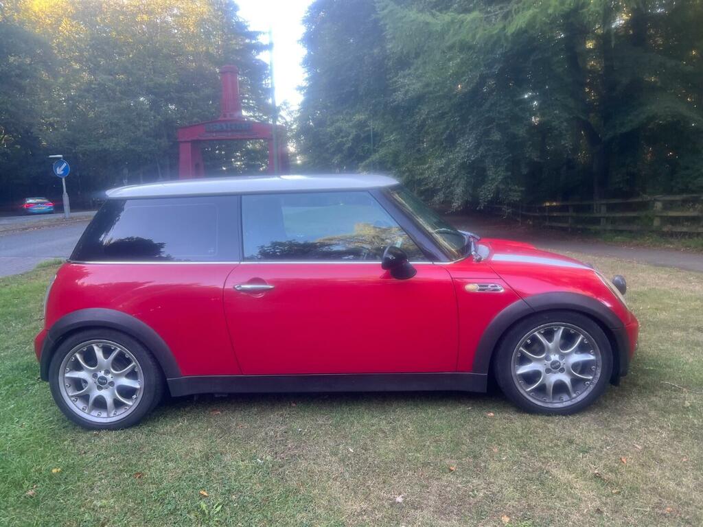 Mini Hatch 1.6 Cooper Hatch Red