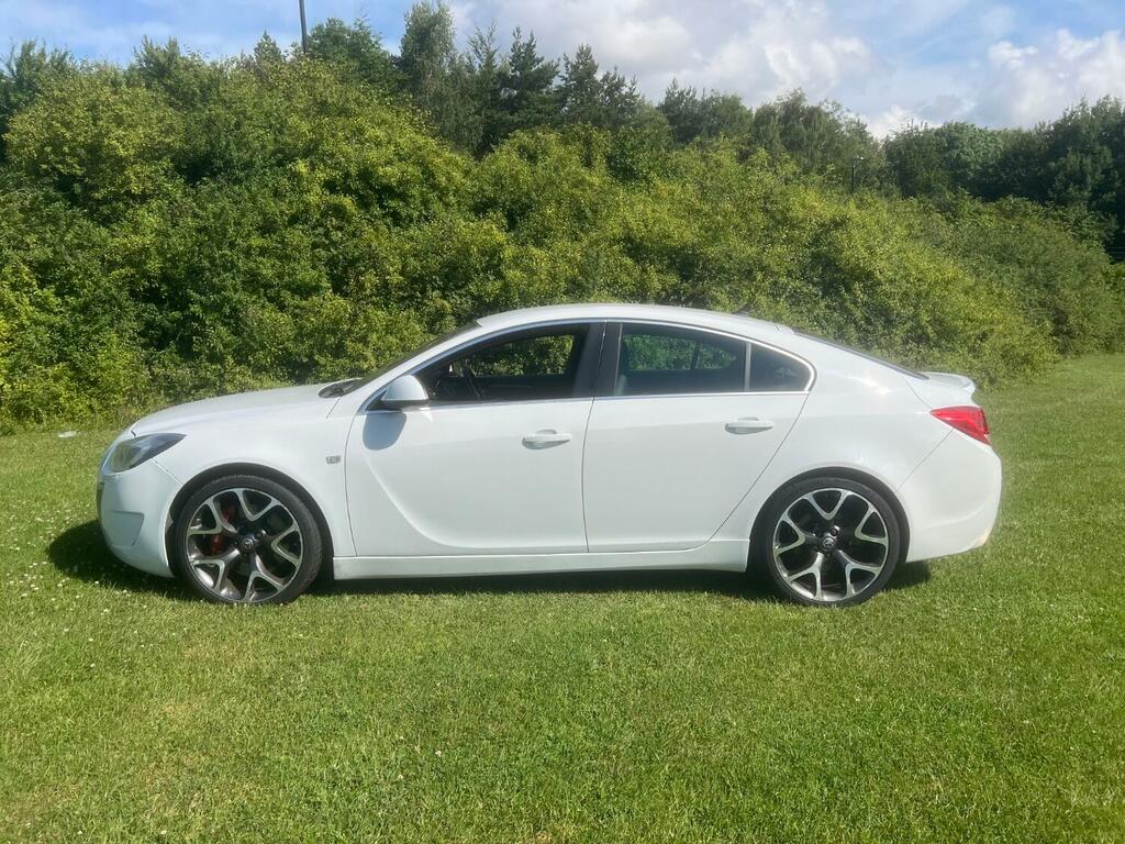 Vauxhall Insignia 2.8 T V6 Vxr Supersport White #5