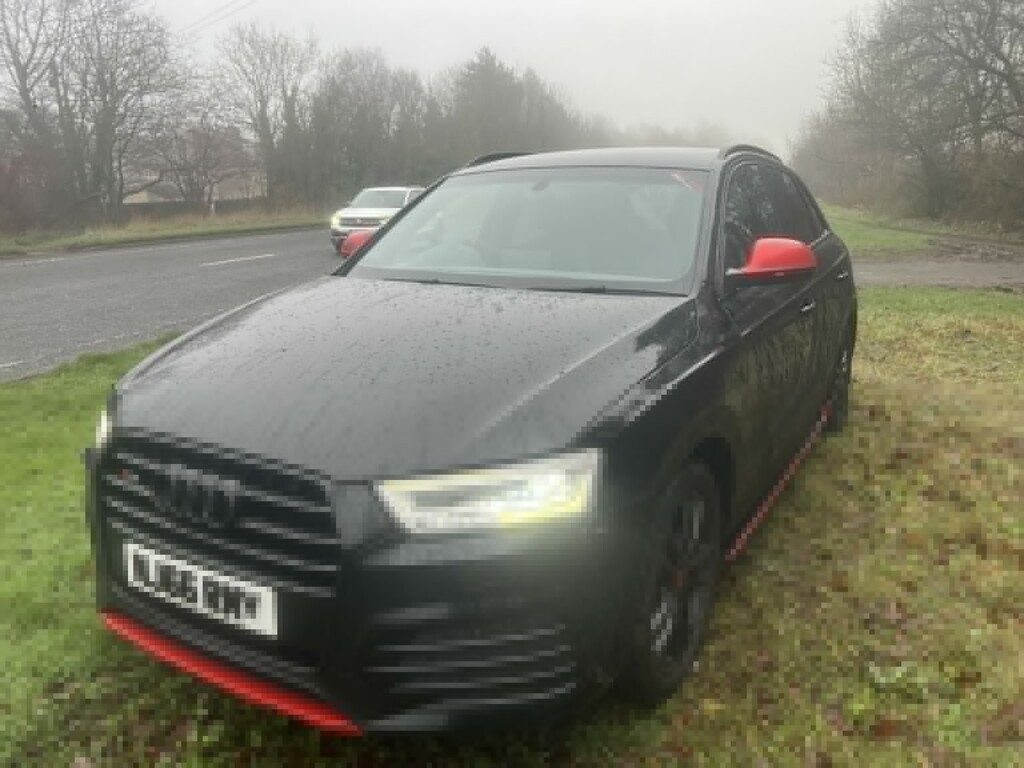Audi Q3 1.4 Tfsi Cod S Line Black #4