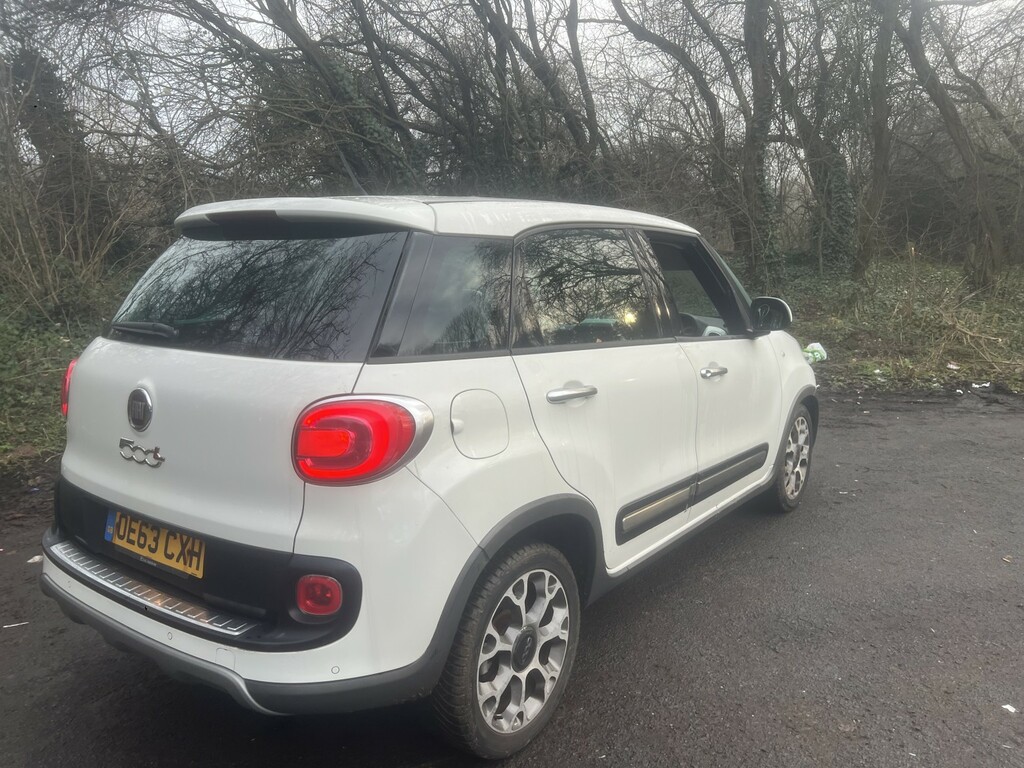 Fiat 500L 1.6 Multijet Trekking White #3