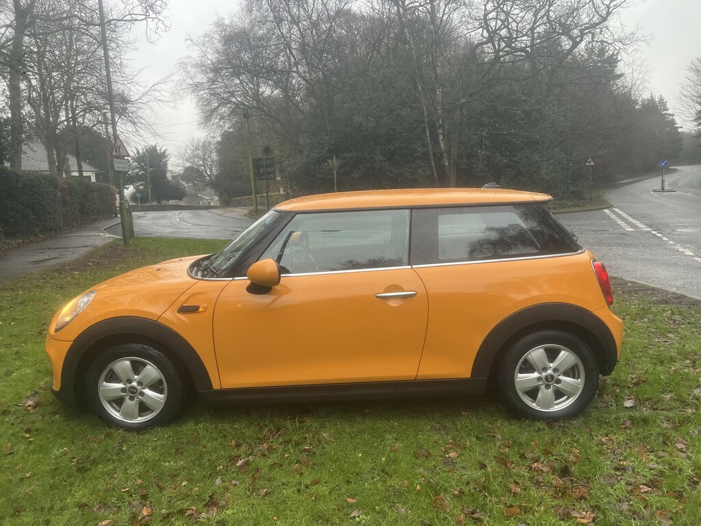 Mini Hatch 1.2 One 3-Door Hatch SM15TNX Orange #5