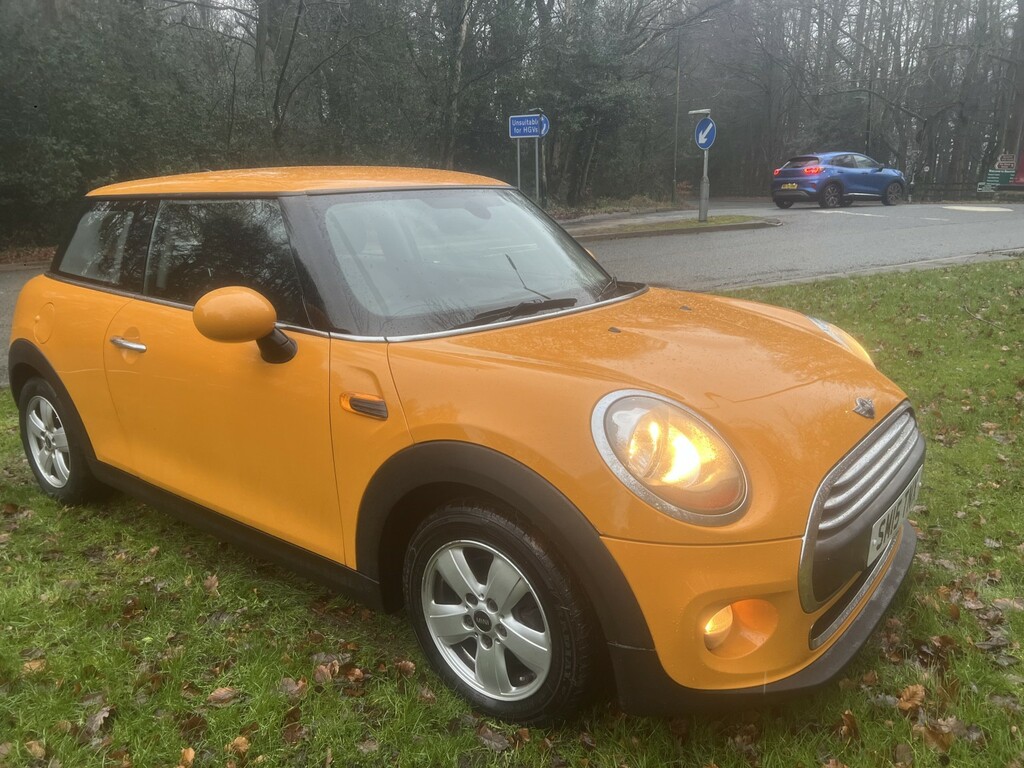 Mini Hatch 1.2 One 3-Door Hatch SM15TNX Orange #2