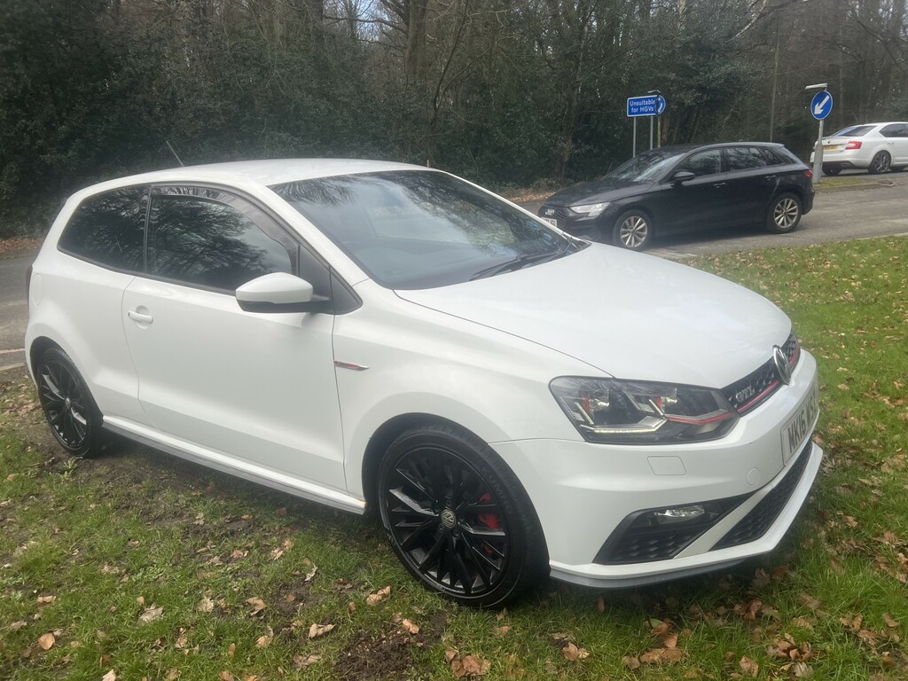 Volkswagen Polo 1.8 Tsi Bluemotion Tech Gti MK16WSZ White #2