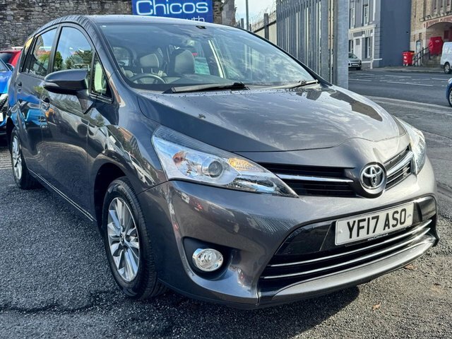 Toyota Verso 2017 1.6 V-matic Icon Mpv Euro 6 Grey