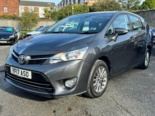 Toyota Verso 2017 1.6 V-matic Icon Mpv Euro 6 Grey #2