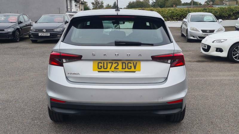 Skoda Fabia 1.0 Tsi 110 Se L - 2022 72 GU72DGV Silver #4