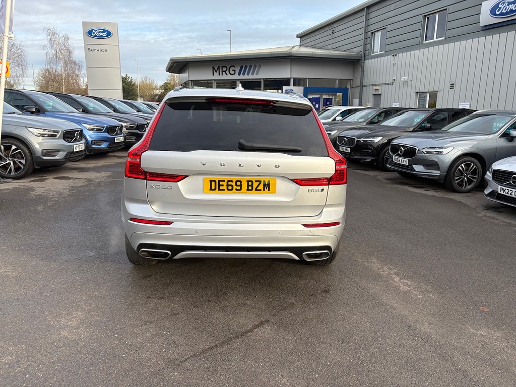 Volvo XC60 2.0 B5p 250 R Design Awd Geartronic DE69BZM Silver #4