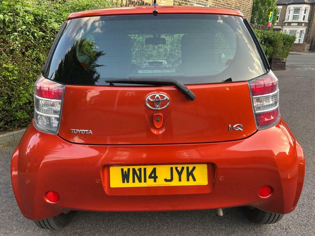 Toyota IQ 1.0 Vvt-i 2 Multidrive Euro 5 Orange #3
