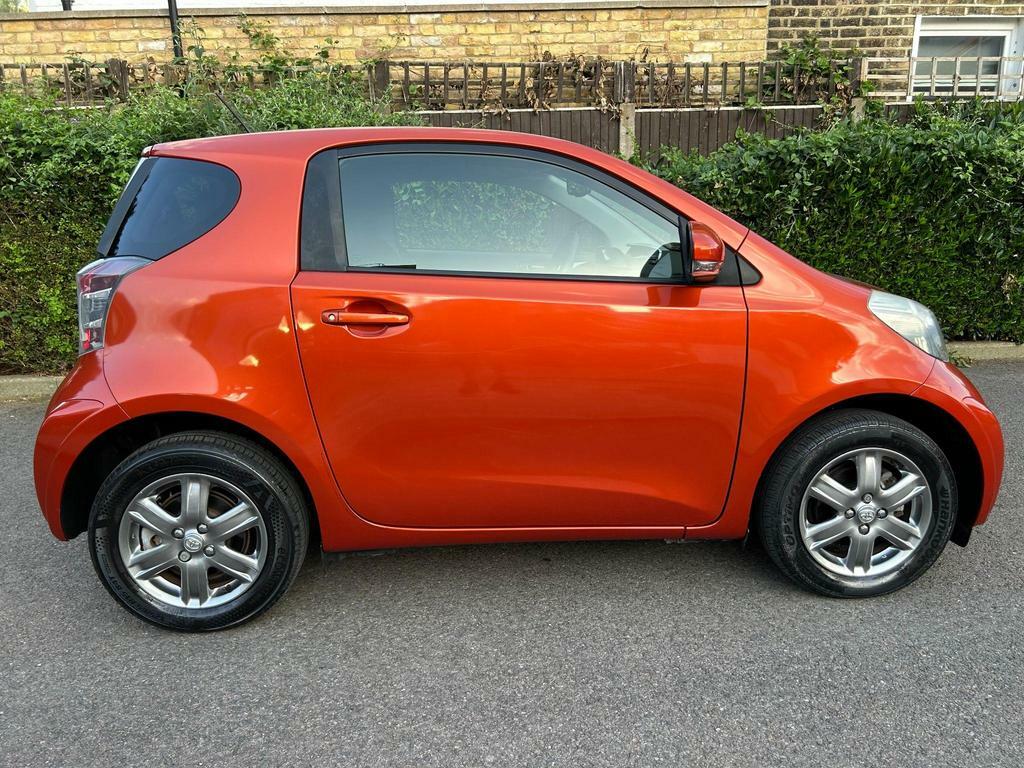 Toyota IQ 1.0 Vvt-i 2 Multidrive Euro 5 Orange #5
