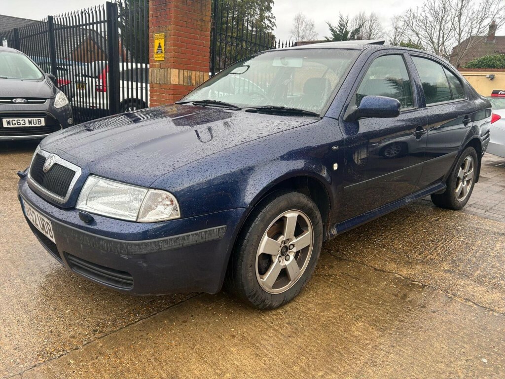 Skoda Octavia Hatchback Silver #12
