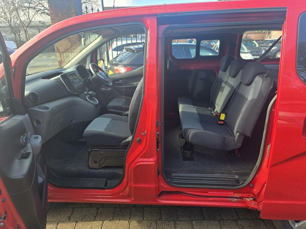 Nissan e-NV200 Panel Van White #7