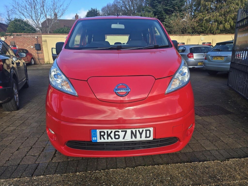 Nissan e-NV200 Panel Van White #30