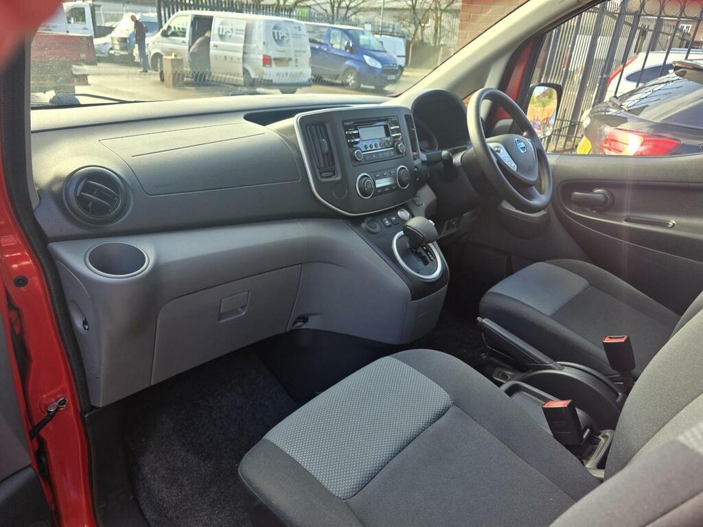 Nissan e-NV200 Panel Van White #11