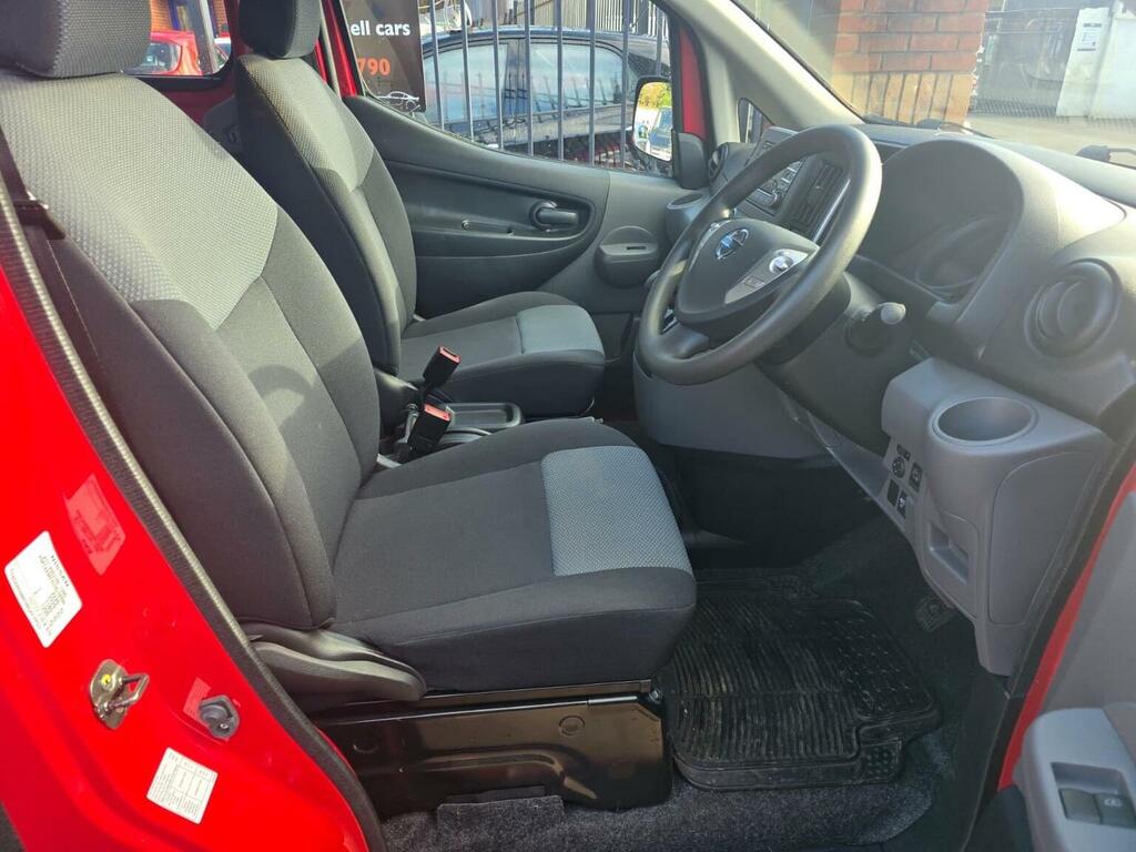 Nissan e-NV200 Panel Van White #12
