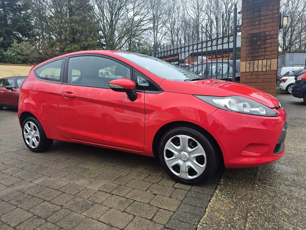 Ford Fiesta Hatchback 1.25 Style 200909 NL09WVP Red #2