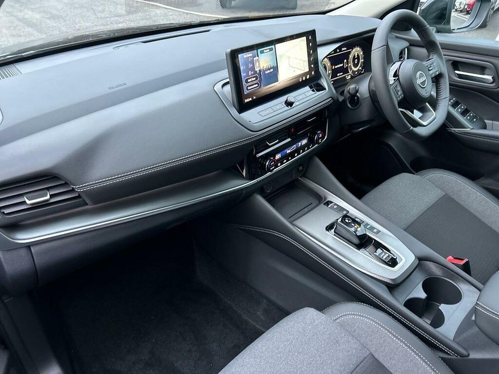 Nissan Qashqai 1.5 H E-power N-connecta Euro 6 Ss PN75OFO Black #2