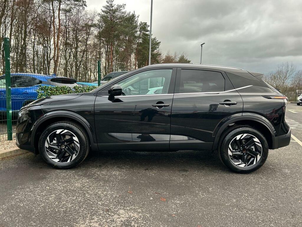 Nissan Qashqai 1.5 H E-power N-connecta Euro 6 Ss PL75AXK Black #6