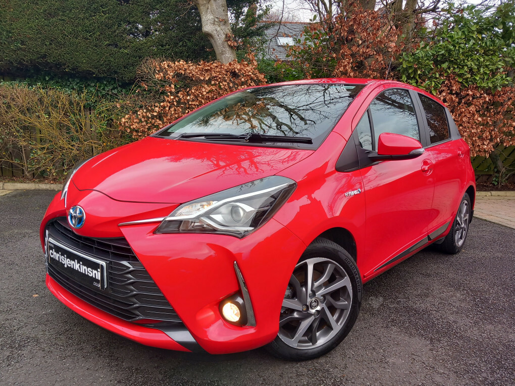 Toyota Yaris Y20 Vvt-i Hev Cvt RRZ5250 #2