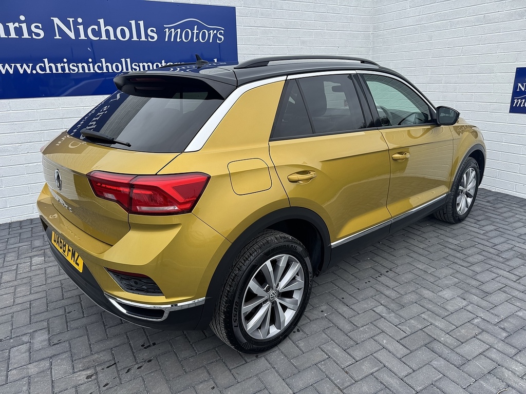 Volkswagen T-Roc Tsi Evo Design DA68FMZ Yellow #2