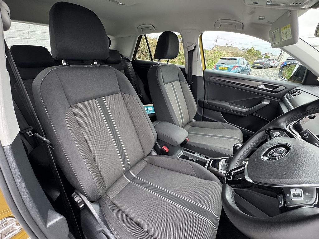 Volkswagen T-Roc Tsi Evo Design DA68FMZ Yellow #6