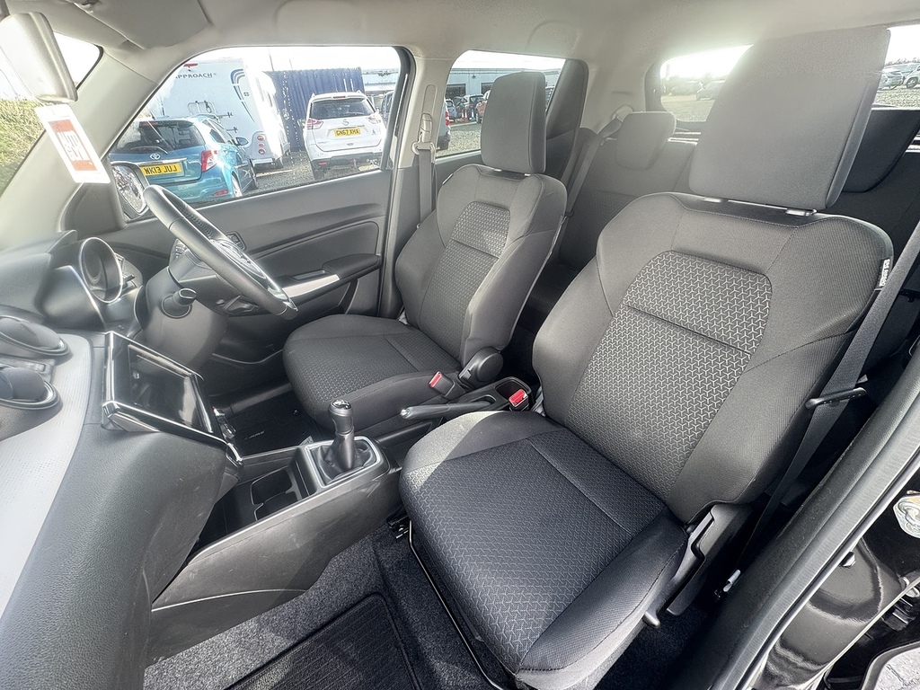 Suzuki Swift Dualjet Mhev Sz-l YA72VRJ Black #4