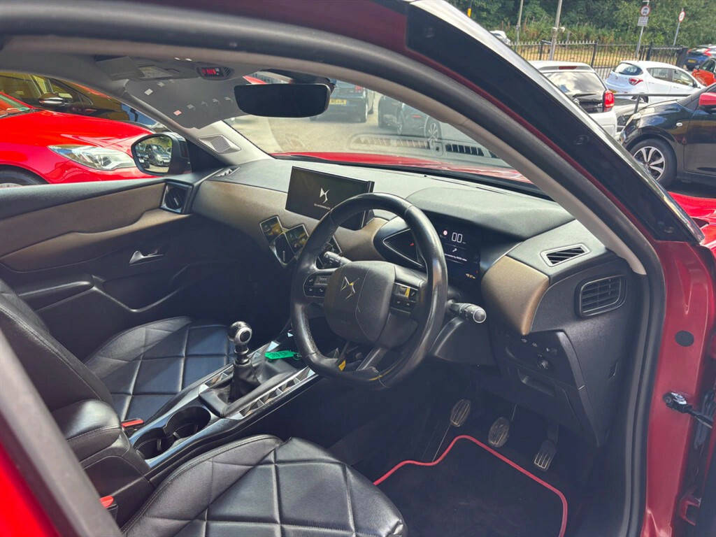 DS DS 3 Bluehdi Prestige S S Hatchback Red #6