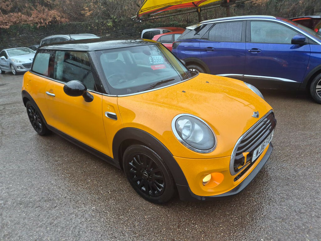 Mini Hatch Cooper Hatchback WJ16FUM Orange #3