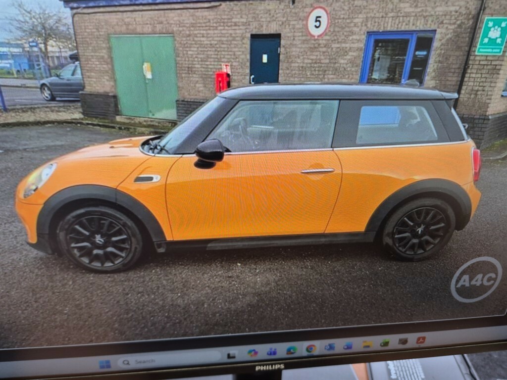 Mini Hatch Cooper Hatchback WJ16FUM Orange #6
