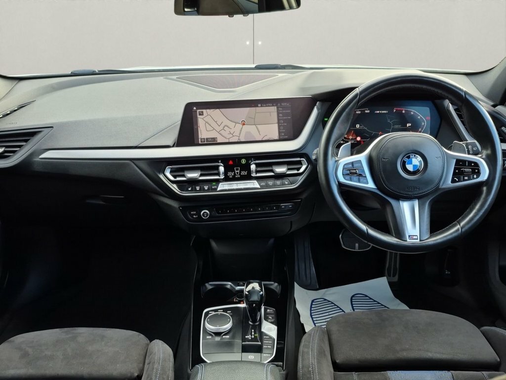 BMW 1 Series Hatchback FE70XZA White #4