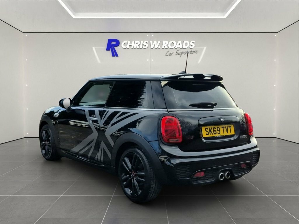 Mini Hatch 2L Cooper S Sport SK69TVT Black #2
