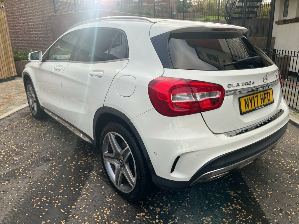 Mercedes-Benz GLA Class 2.1L Amg Line NY17HFO White #6