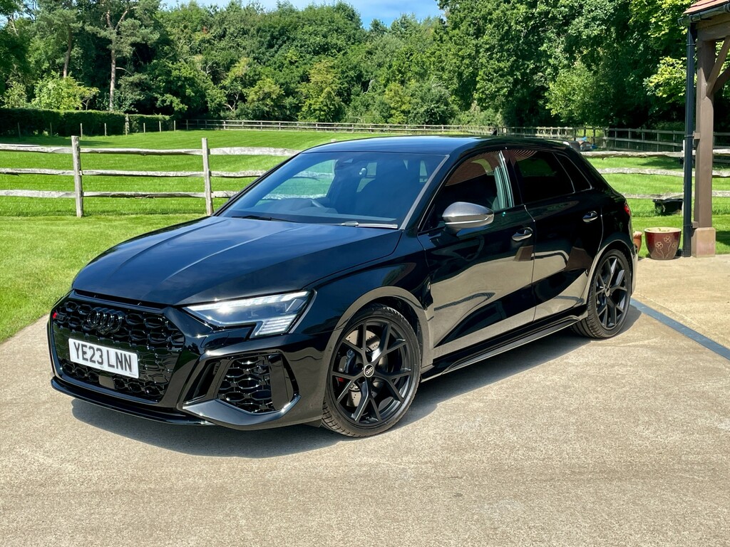 Audi RS3 2.5 Tfsi Carbon Black Sportback Black #2