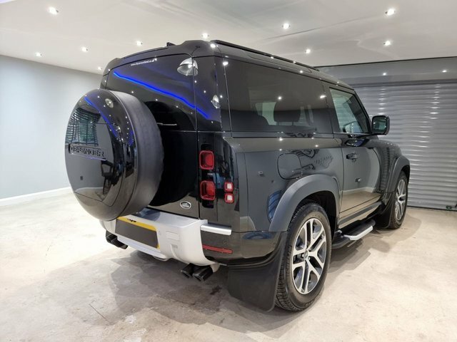 Land Rover Defender 3.0 Xs Edition 395 Bhp Black #4