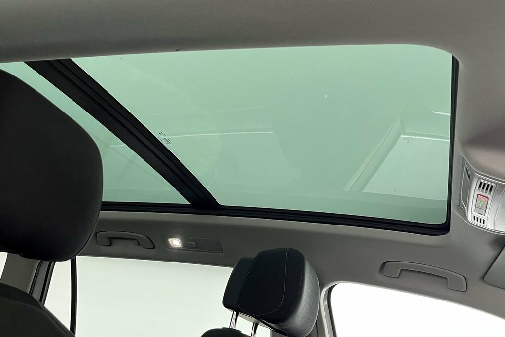 Volkswagen Tiguan Allspace Elegance 1.5 Tsi 150Ps 7-Speed Dsg White #3