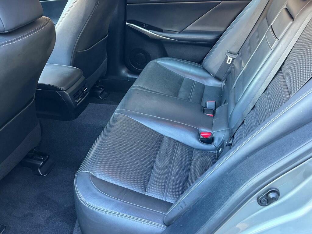 Lexus IS 2.5 300H Executive Edition E-cvt Euro 5 Ss Silver #6