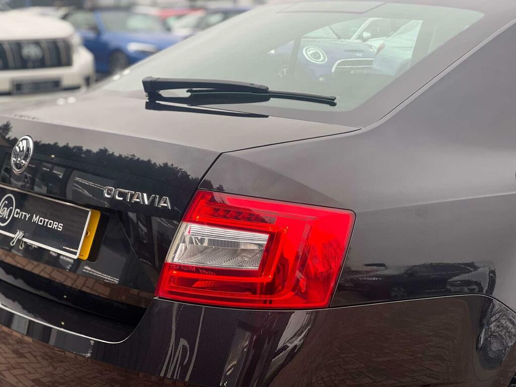 Skoda Octavia 1.0 Tsi Se Dsg Euro 6 Ss Black #6