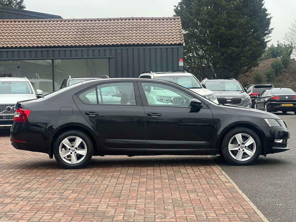Skoda Octavia 1.0 Tsi Se Dsg Euro 6 Ss Black #4