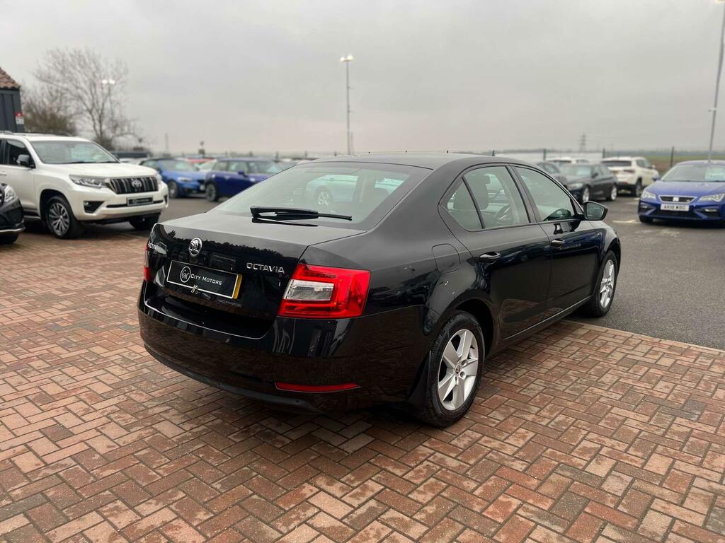 Skoda Octavia 1.0 Tsi Se Dsg Euro 6 Ss Black #5
