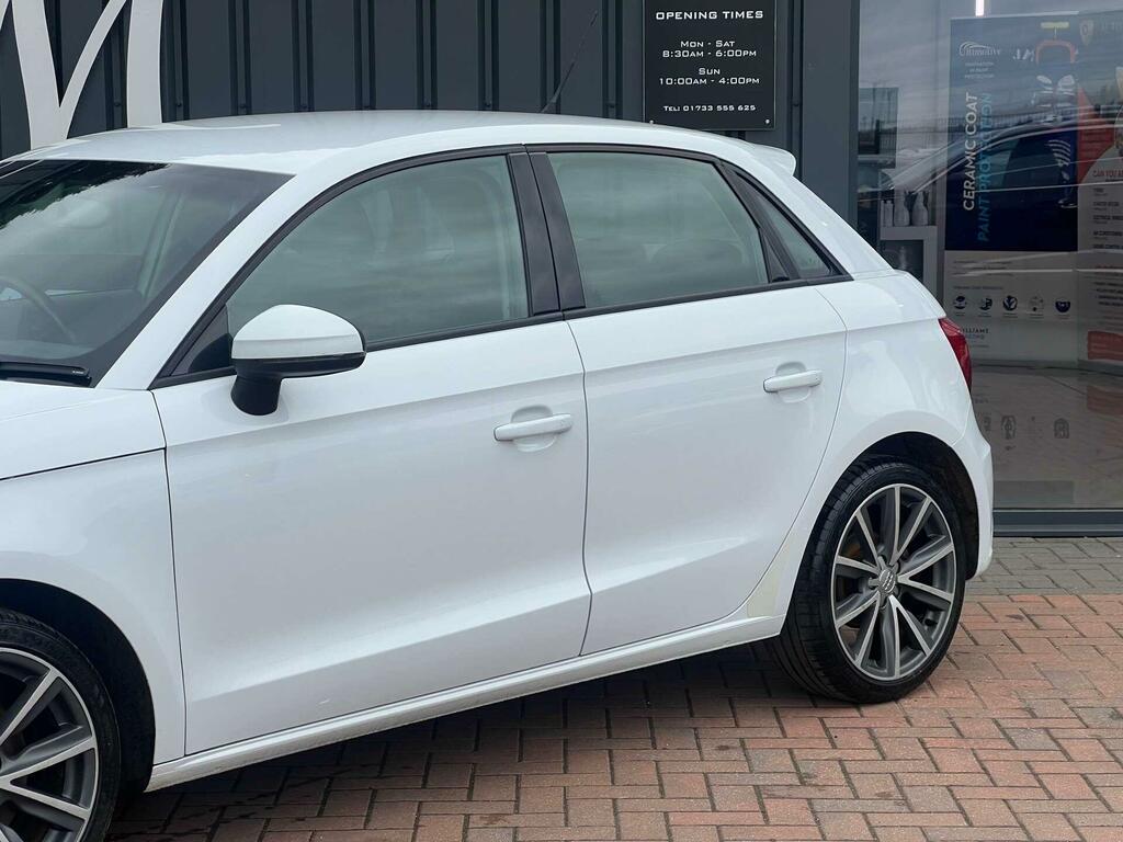 Audi A1 1.4 Tfsi Sport Sportback Euro 6 Ss  White #2