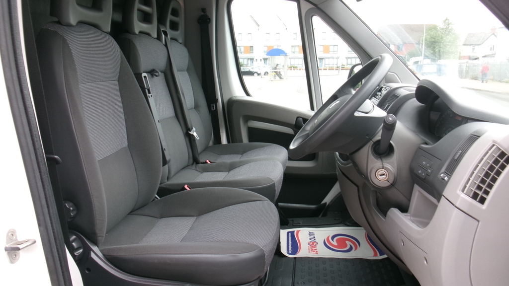 Peugeot Boxer Peugeot Boxer 2009 White #2